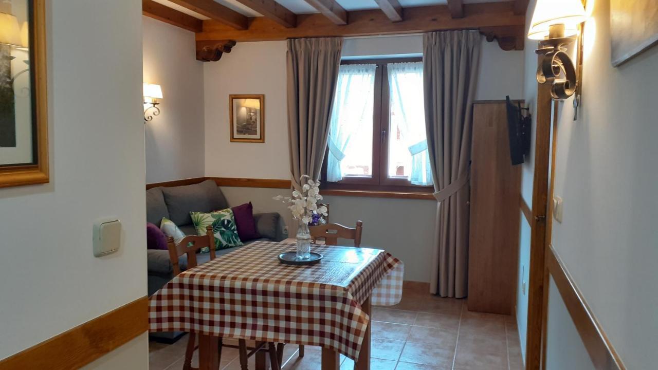 קוסגאיה Apartamentos El Haya מראה חיצוני תמונה